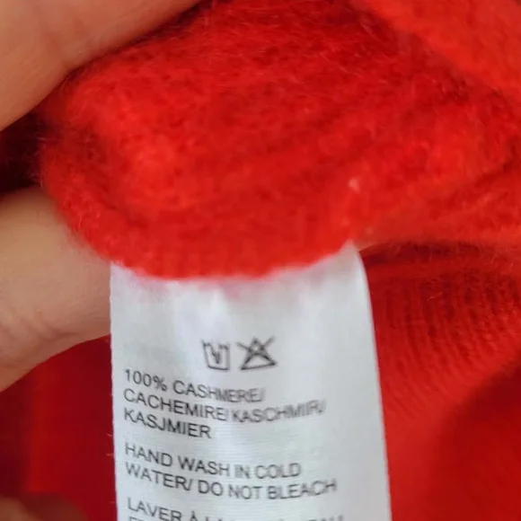 Saks Fifth Avenue Cashmere Red Turtleneck Sweater - Picture 7 of 11